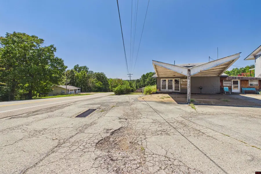 1608 CENTRAL BOULEVARD, Bull Shoals, AR 72619 - #2