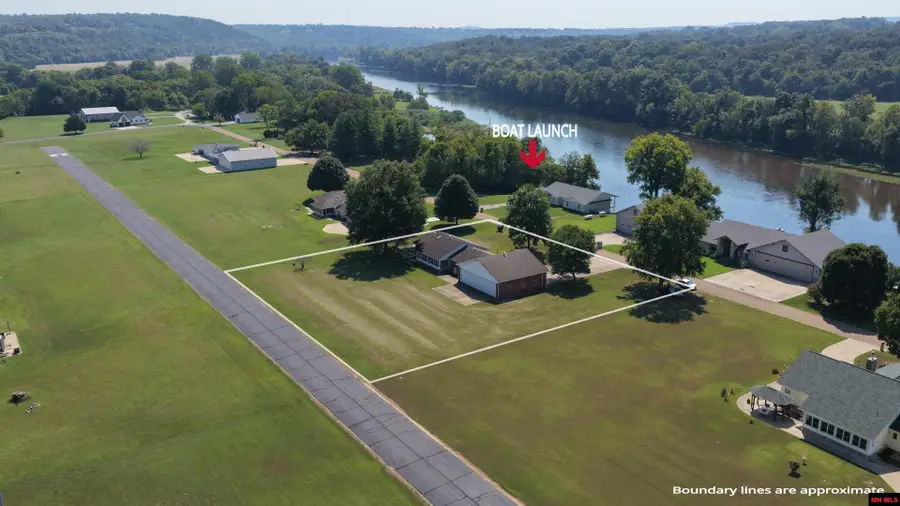 403 VALLEY AIRPORT DRIVE, Cotter, AR 72626 - #2