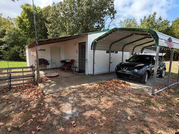 8698 OAKLAND ROAD, Oakland, AR 72661
