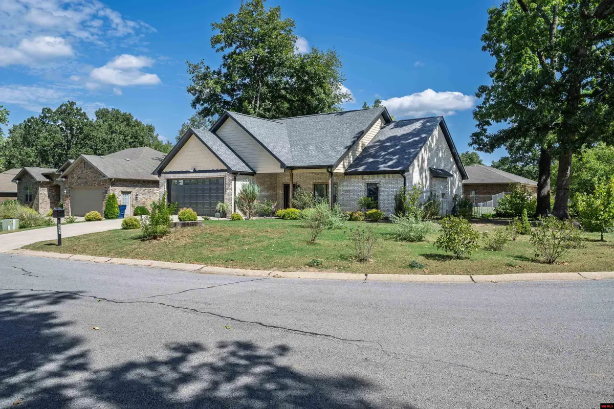 1341 HAMPSHIRE CIRCLE, Mountain Home, AR 72653 - #1