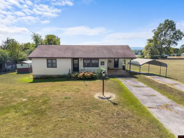 209 E SANFORD STREET, Gassville, AR 72635