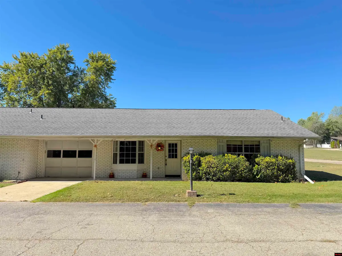 1201 MEADOWBROOK DRIVE, Mountain Home, AR 72653 - #1