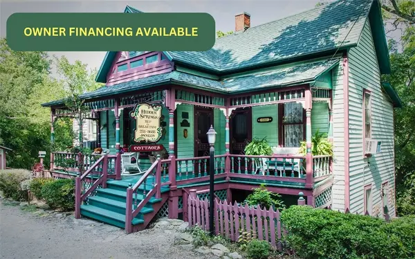 23 Hillside Avenue, Eureka Springs, AR 72632