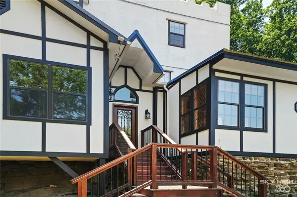 15459 Whitehouse Road, Winslow, AR 72959