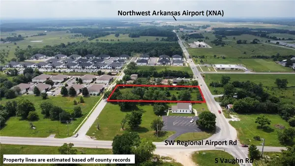 8009 / 8013 SW Regional Airport Boulevard, Bentonville, AR 72713