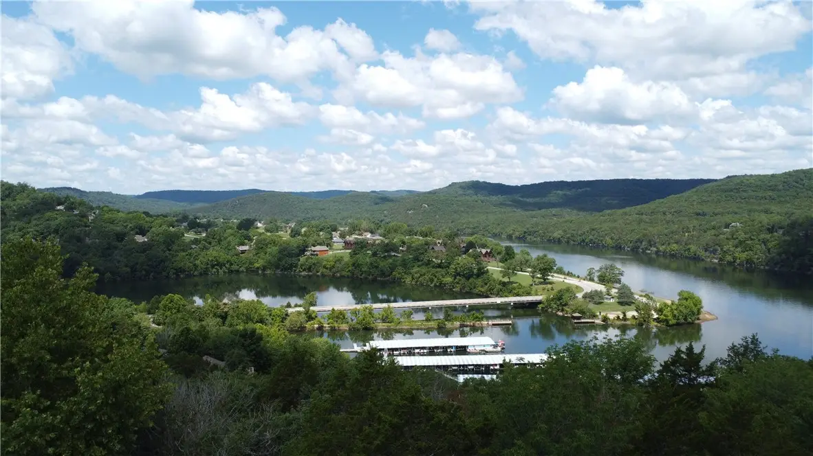 20 Lakeview Lane, Holiday Island, AR 72631 - Image #1