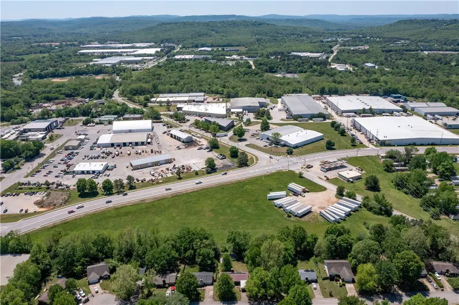 E 15th St & Curtis Avenue, Fayetteville, AR 72701 - Image #3