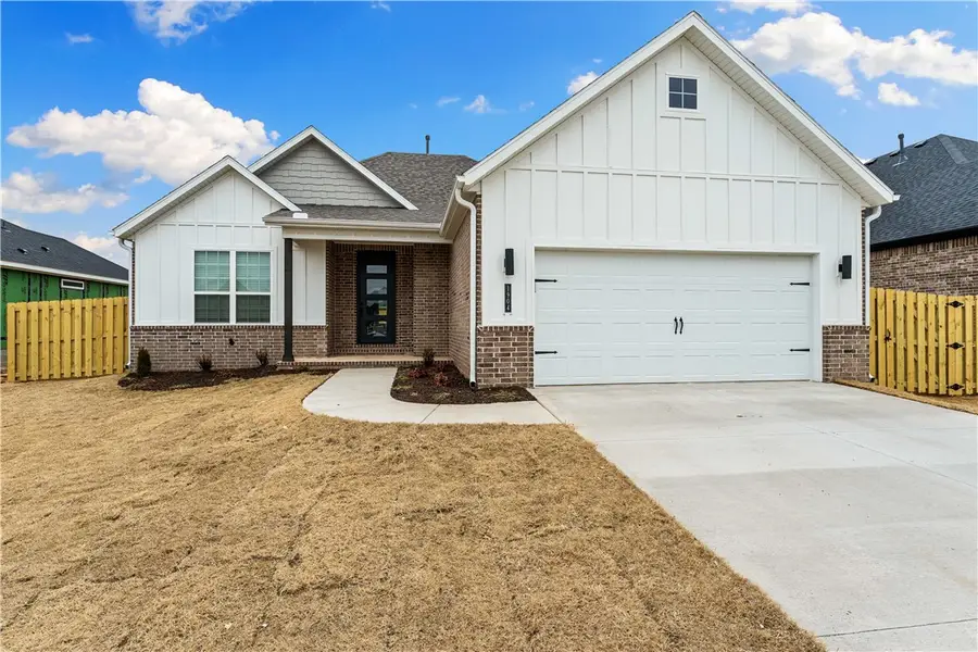 1904 Edwards Street, Pea Ridge, AR 72751 - Image #2