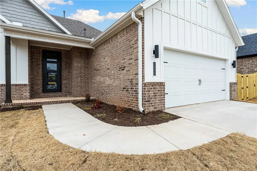 1904 Edwards Street, Pea Ridge, AR 72751 - Image #3