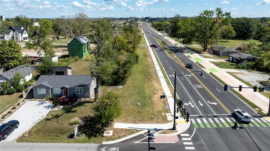 709 SE C Street, Bentonville, AR 72712 - #2