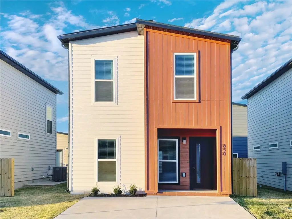 830 Massachusetts Avenue, Bentonville, AR 72713 - #1