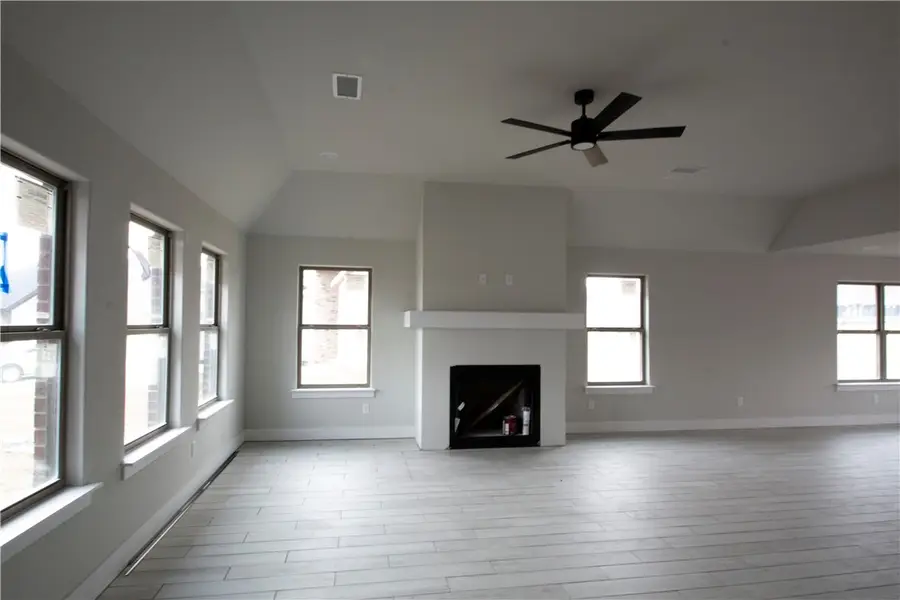 2705 N Penny Street, Siloam Springs, AR 72761 - Image #3