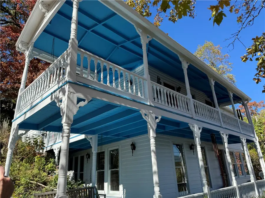 8 Magnolia Street, Eureka Springs, AR 72632 - Image #2