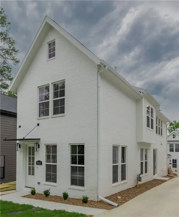 1222 W James Street, Fayetteville, AR 72703