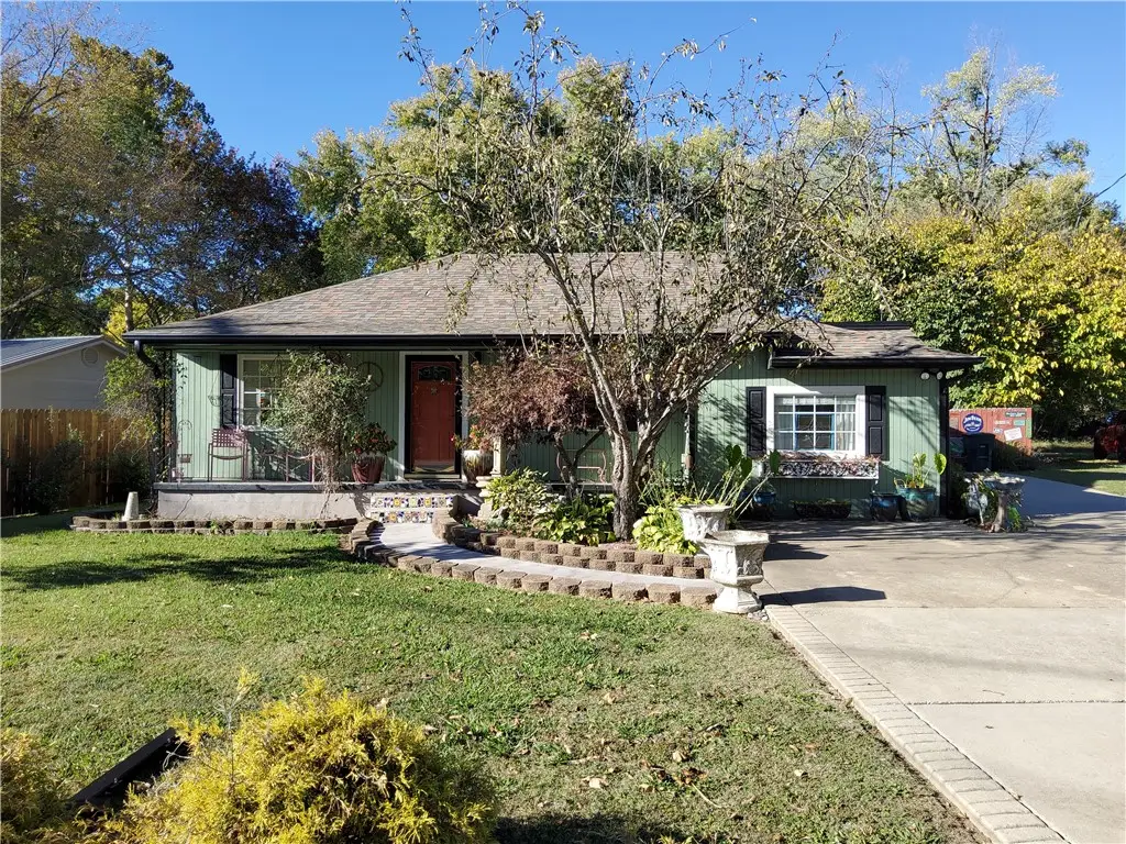 2668 E Huntsville Road, Fayetteville, AR 72701 - Image #1