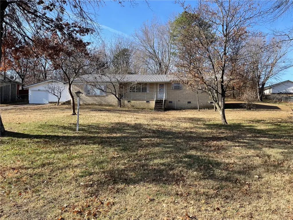 210 Academy Road, Berryville, AR 72616 - Image #1
