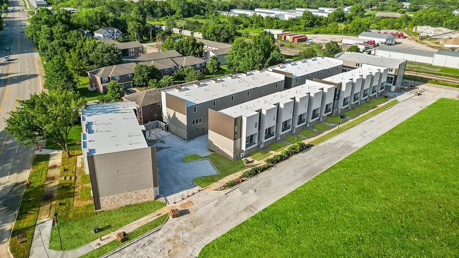 1982 S Razorback Road #101-104, Fayetteville, AR 72701 - Image #3