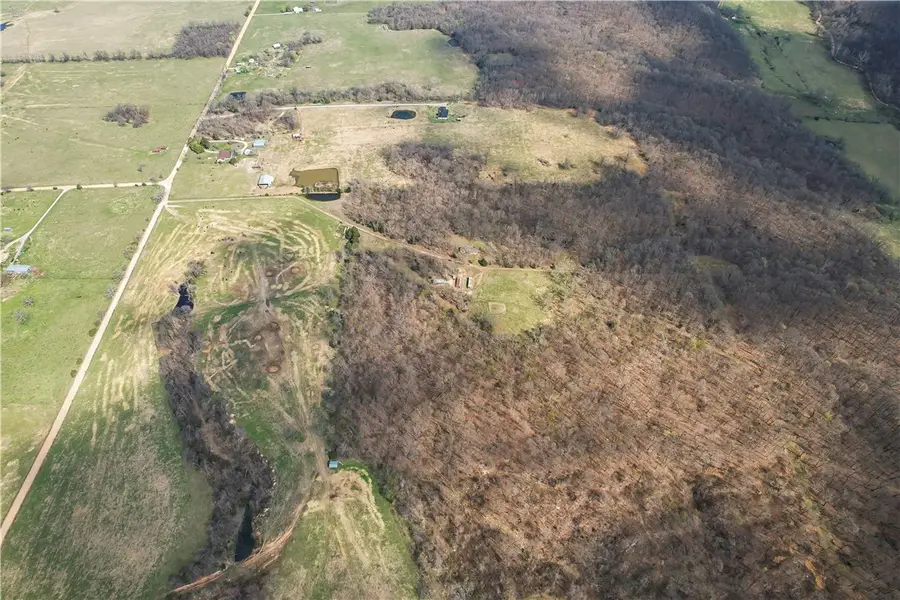 11228 Benson Road, Gravette, AR 72736 - Image #3