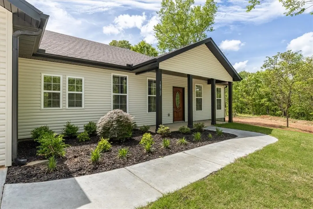 18707 Post Ranch Road, Garfield, AR 72732 - Image #1
