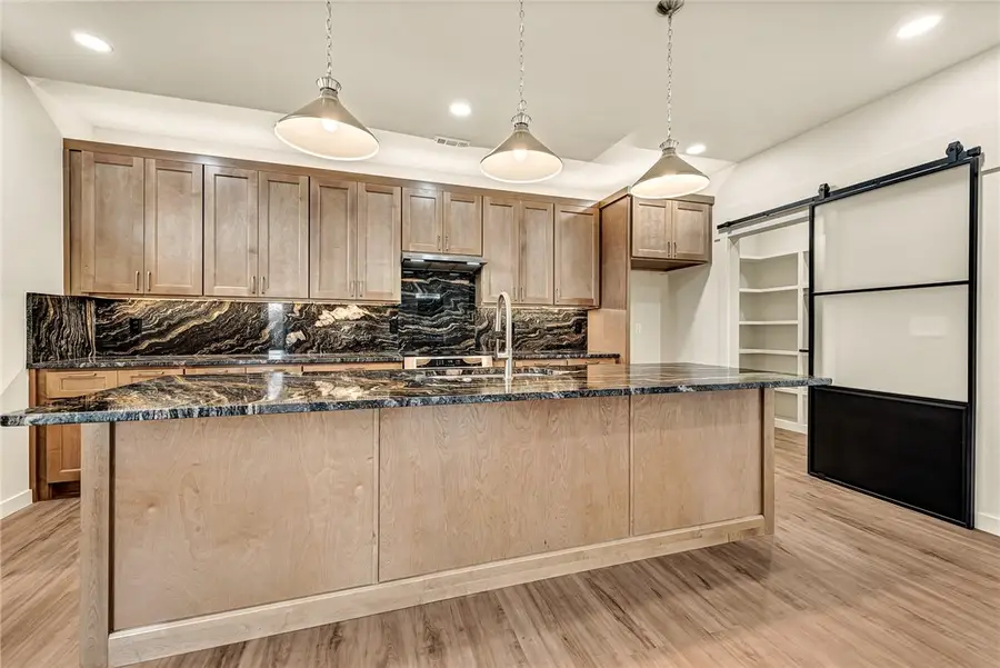 567 Blair Avenue, Fayetteville, AR 72701 - Image #2