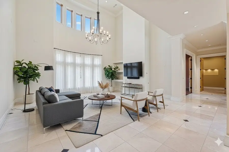 608 Sequoyah Drive, Fayetteville, AR 72701 - Image #2