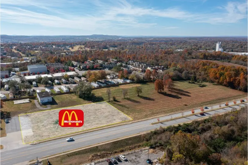 7 Acres Don Tyson Parkway, Springdale, AR 72764 - Image #2