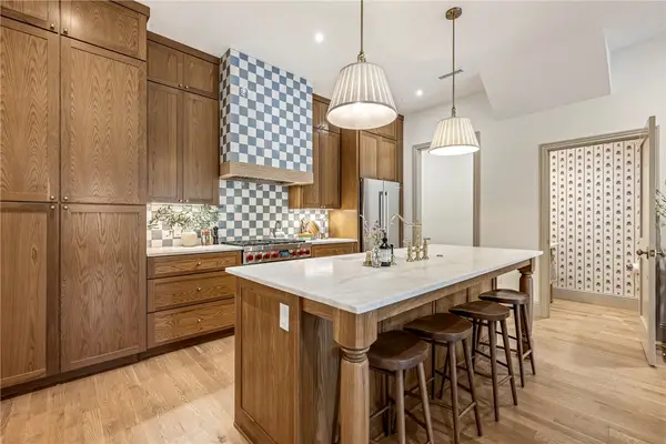 445 NW C Street, Bentonville, AR 72712