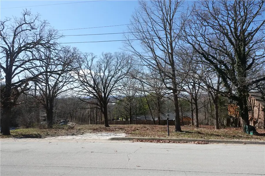 2405 Jimmie Avenue, Fayetteville, AR 72703 - Image #2