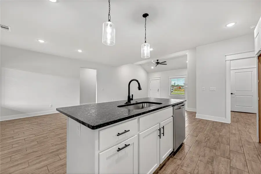 86 N Banner Avenue, Farmington, AR 72730 - Image #3