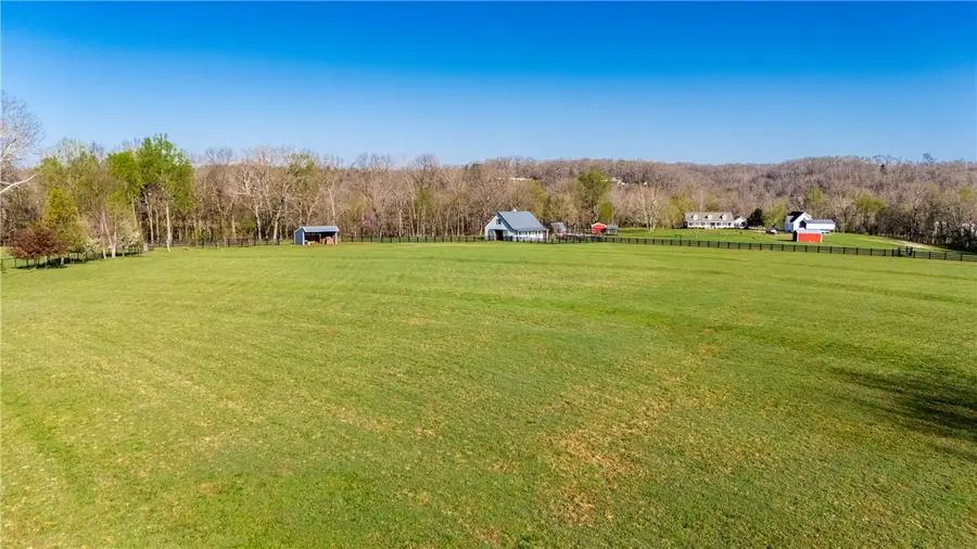19218 Huntington Drive, Gravette, AR 72736 - Image #3