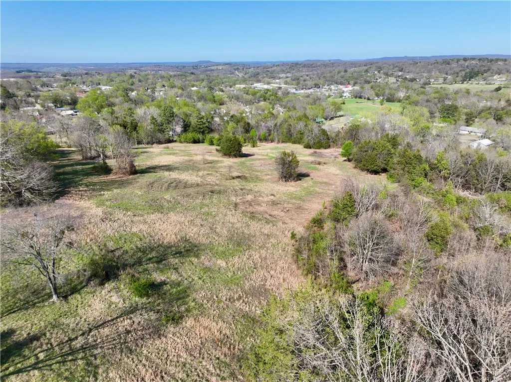 317 Dotson Street, Huntsville, AR 72740 - Image #1