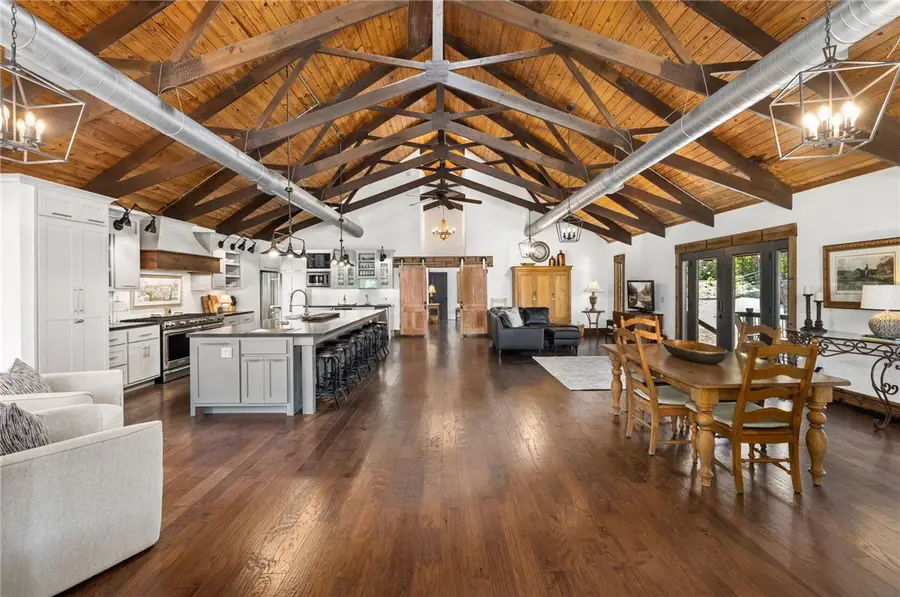 617 N Fallin Avenue, Fayetteville, AR 72701 - Image #2