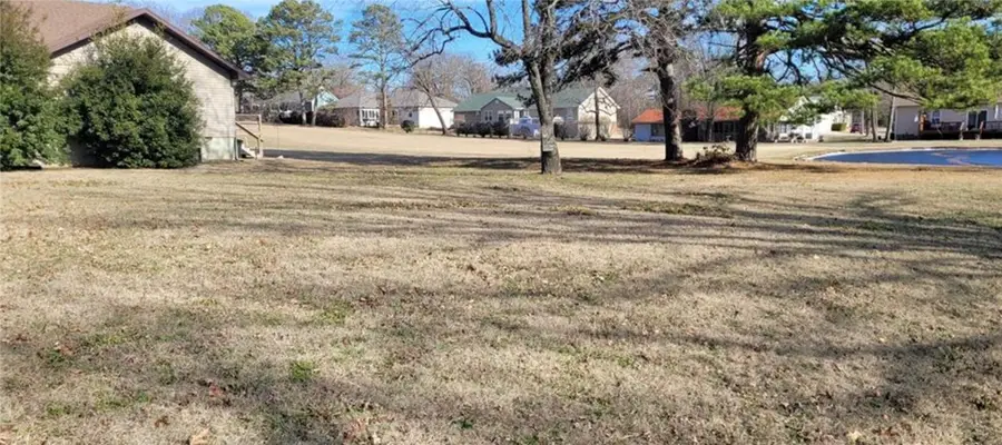 18 Holiday Island Drive, Holiday Island, AR 72631 - Image #3