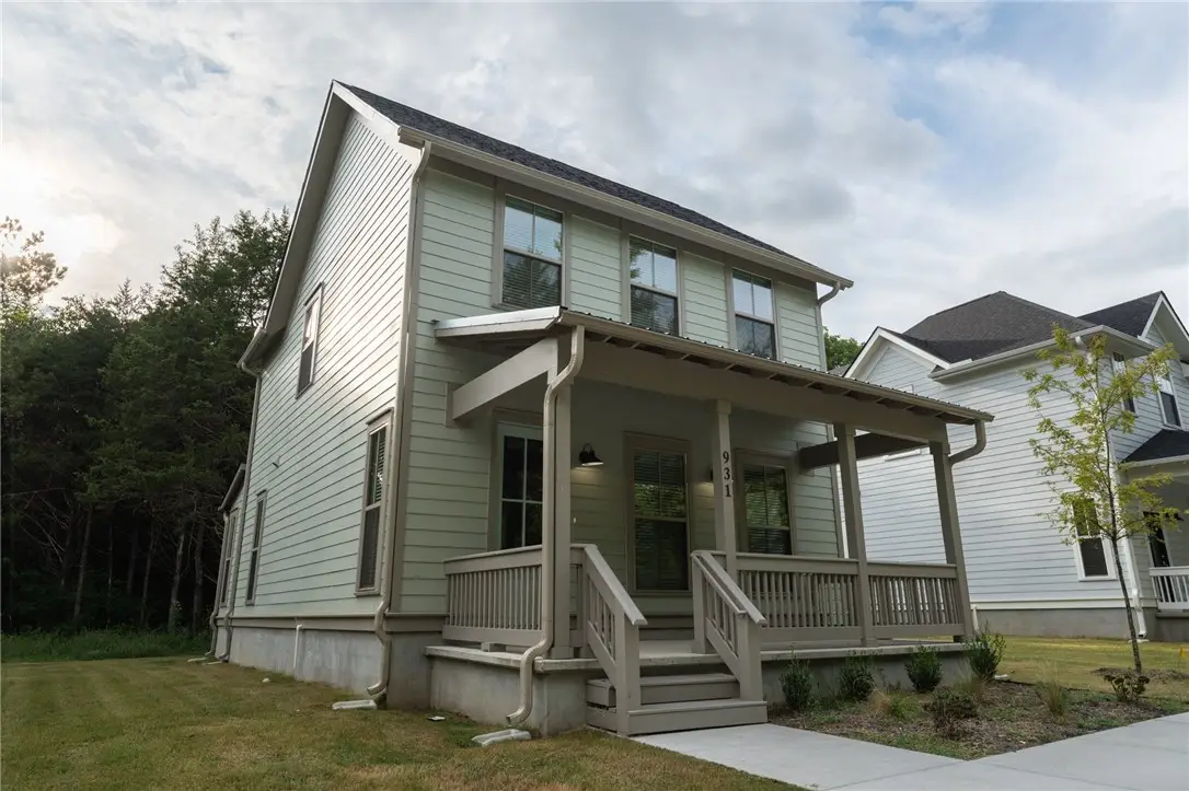 931 S Waxflower Avenue, Fayetteville, AR 72701 - Image #1