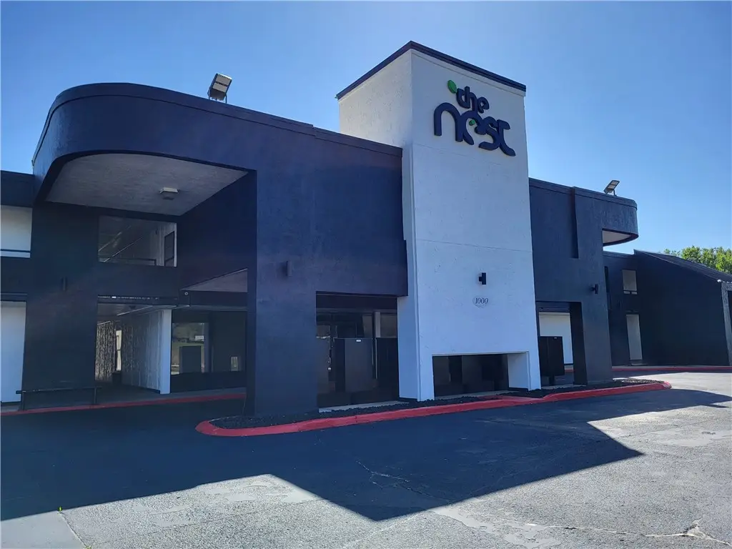 1000 Futrall Drive, Fayetteville, AR 72701 - Image #1