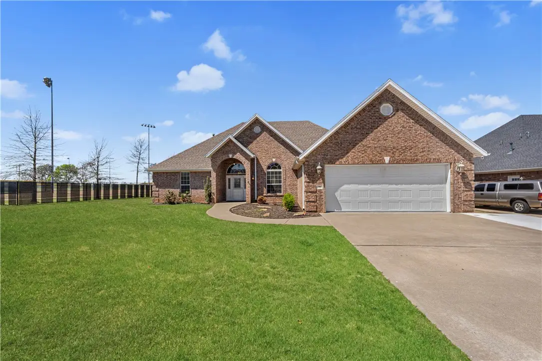 311 S Sundown Drive, Farmington, AR 72730 - Image #1