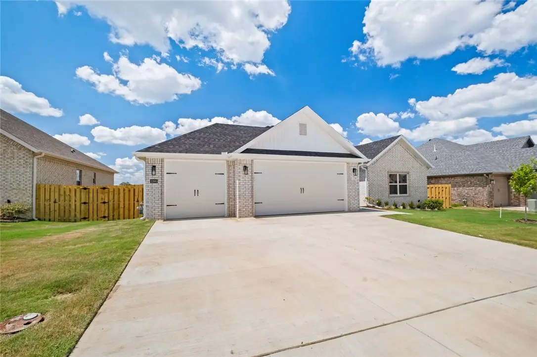 2205 Salmon Street, Pea Ridge, AR 72751 - Image #1
