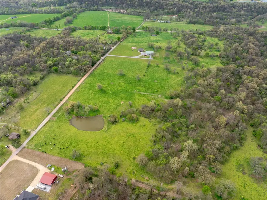 19378 Dawn Hill East Road, Gentry, AR 72734 - Image #2