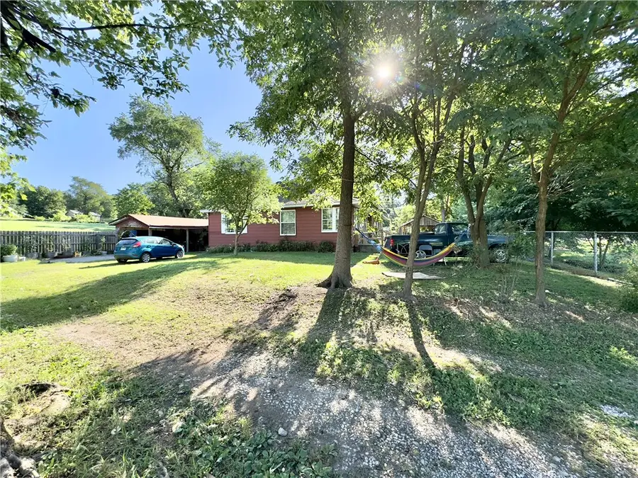 366 Spring Avenue, Decatur, AR 72722 - Image #2