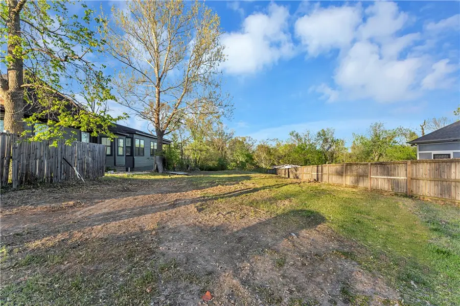 E Spring Street, Rogers, AR 72756 - Image #2