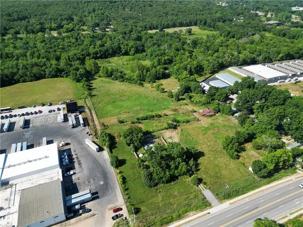 123 E 15th Street, Fayetteville, AR 72701