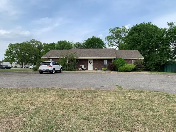 1311 E 16th Street, Russellville, AR 72802