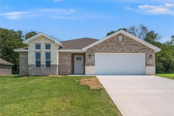 3503 N Wiley Drive, Siloam Springs, AR 72761