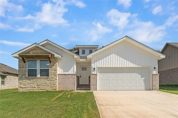 3507 N Wiley Drive, Siloam Springs, AR 72761