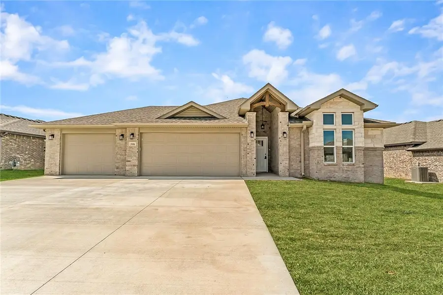 3506 N Wiley Drive, Siloam Springs, AR 72761 - Image #2