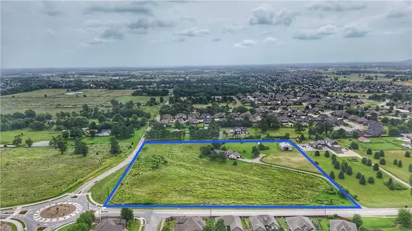 6253 S Mt Hebron Road, Rogers, AR 72758