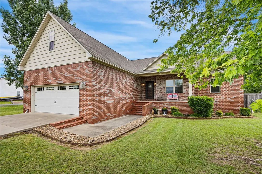 91 Mountain Crest Drive, Russellville, AR 72802 - Image #1