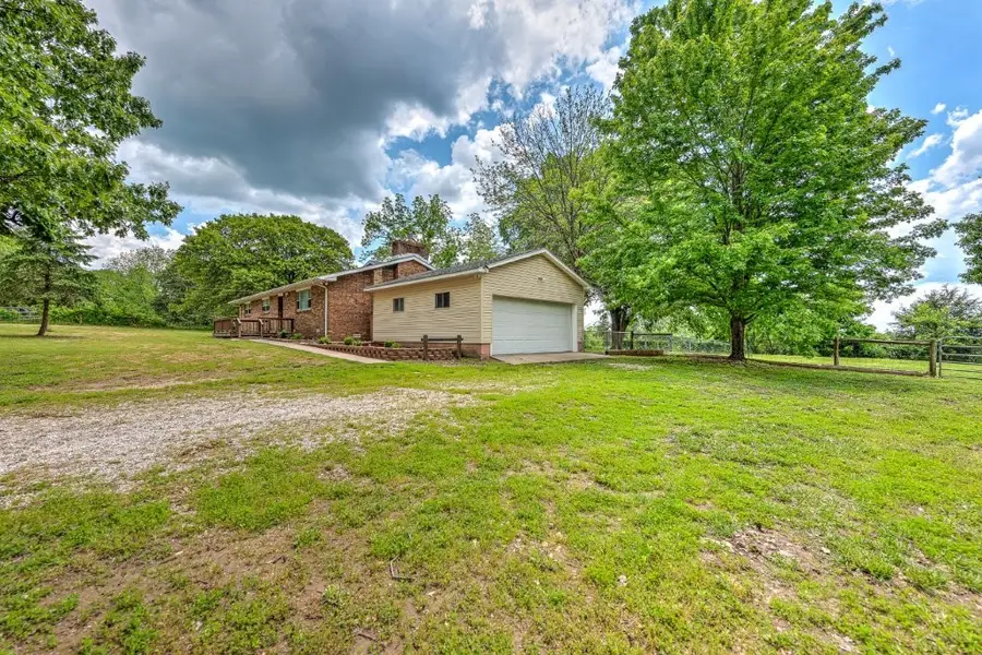 17619 Dennis Mitchell Road, Garfield, AR 72732 - Image #2