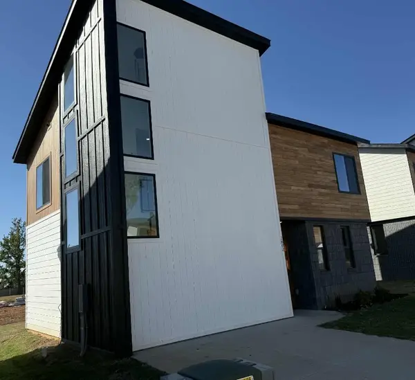 2602 W Bonnie Lane, Rogers, AR 72758