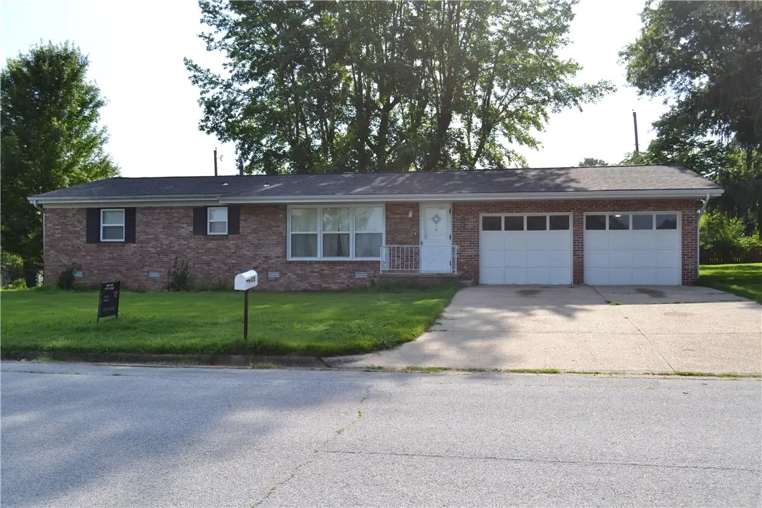 420 Natchez Trace Drive, Harrison, AR 72601 - Image #1